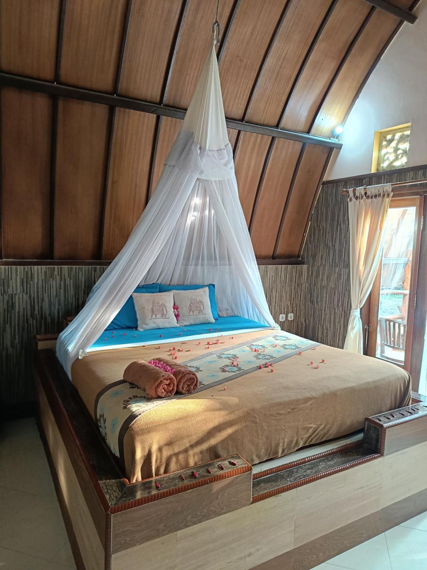 Noby Gili Cottages Гили-Мено Экстерьер фото